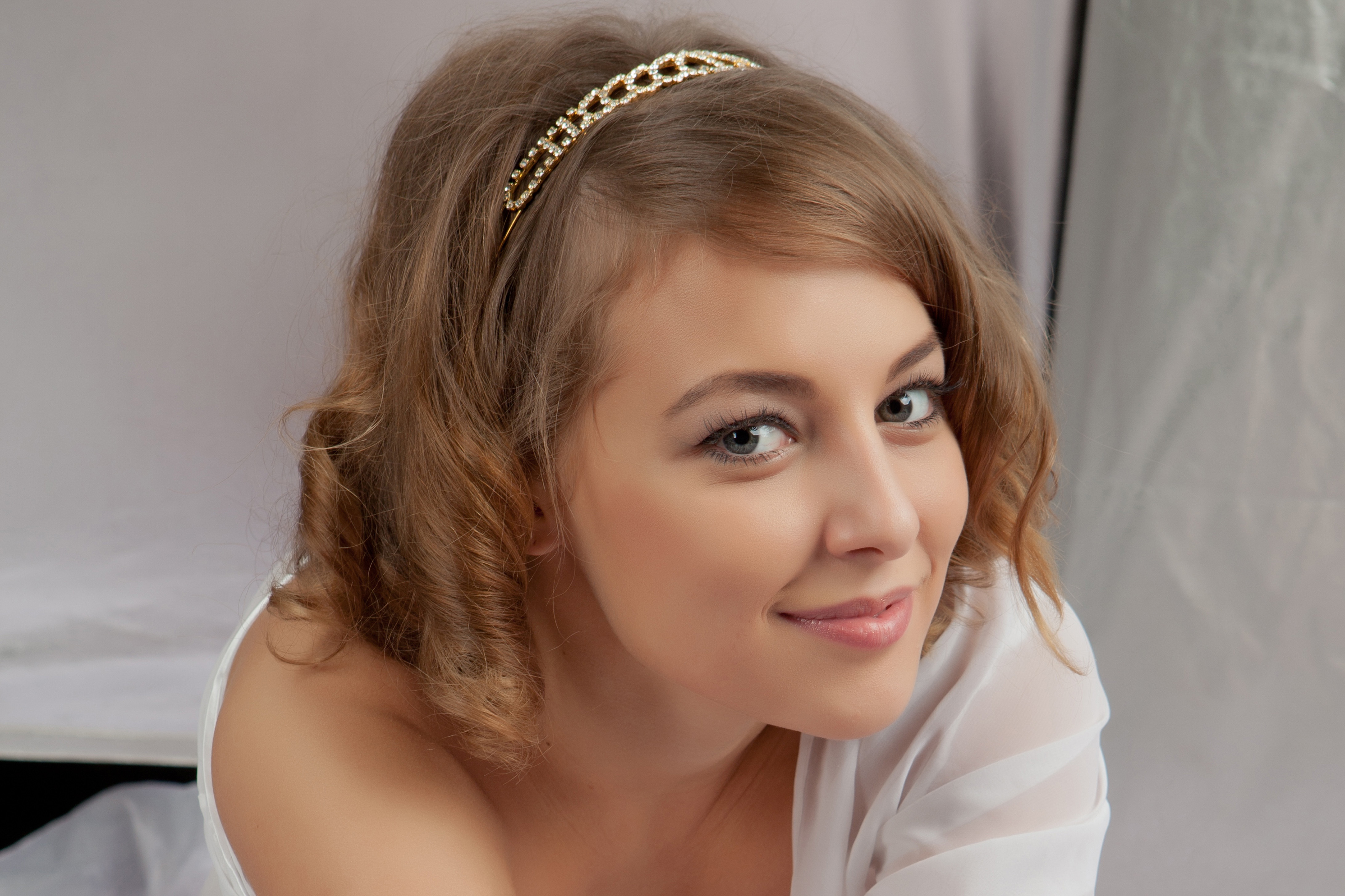 Wallpaper look, face, model, Nikia A for mobile and desktop, section  девушки, resolution 4368x2912 - download