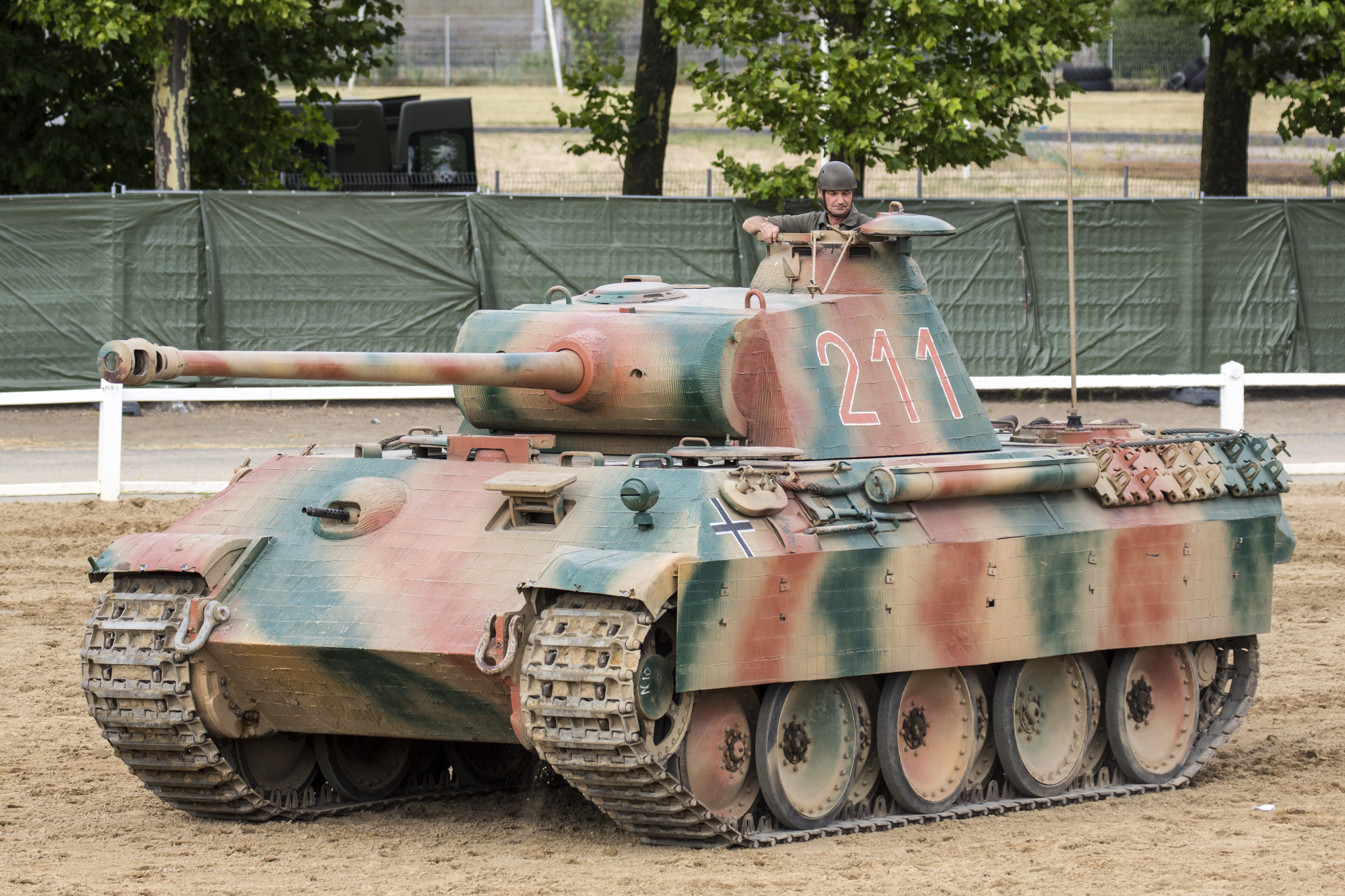 Танк пантера вермахта. Пантера танк. Немецкий танк пантера. PZ 5 Panther Ausf a. PZ 5 Panther Ausf g.