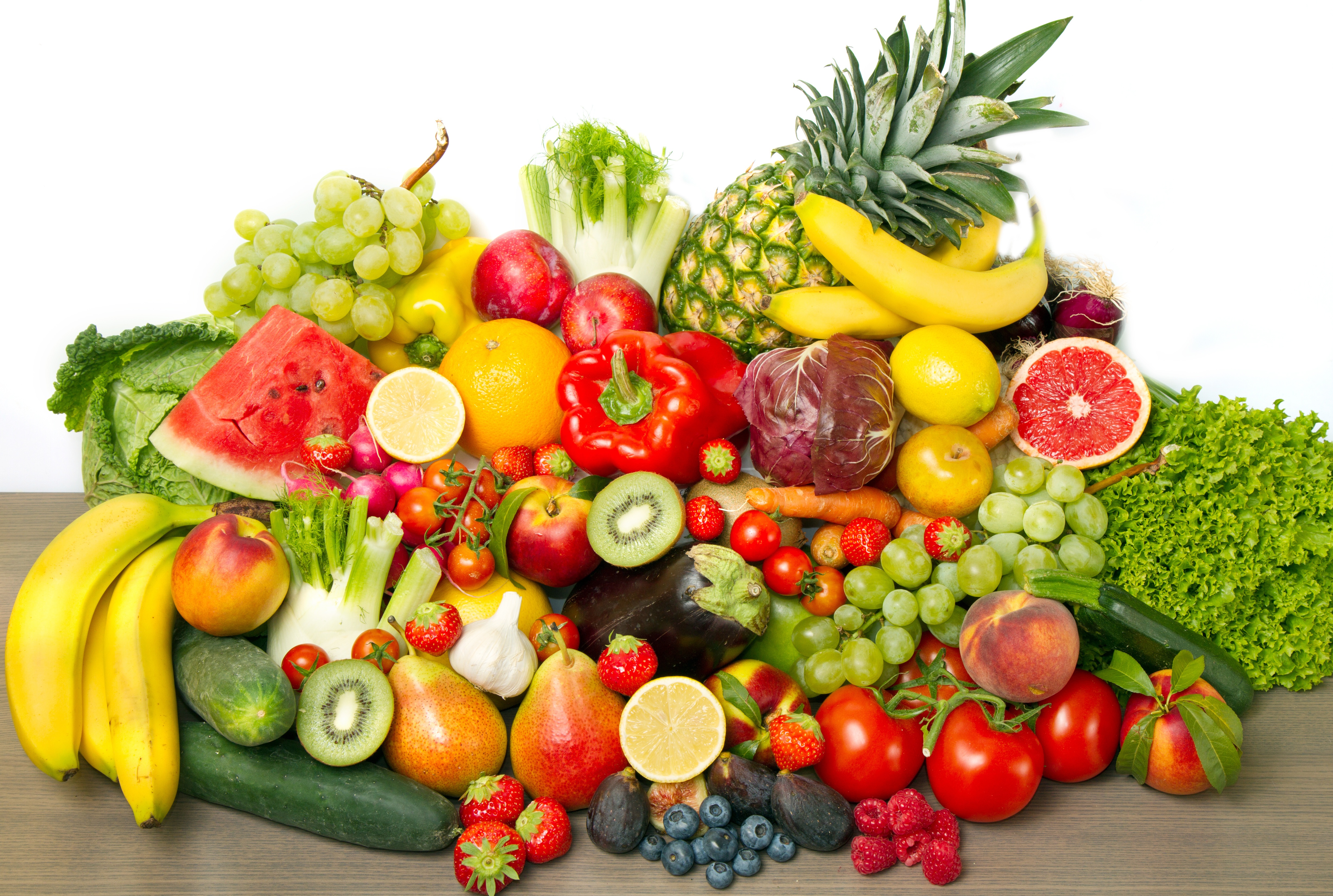 Colourful and crunchy fruit and vegetables can. Овощи и фрукты. Фрукт. Овощи, фрукты, ягоды. Красивые овощи.