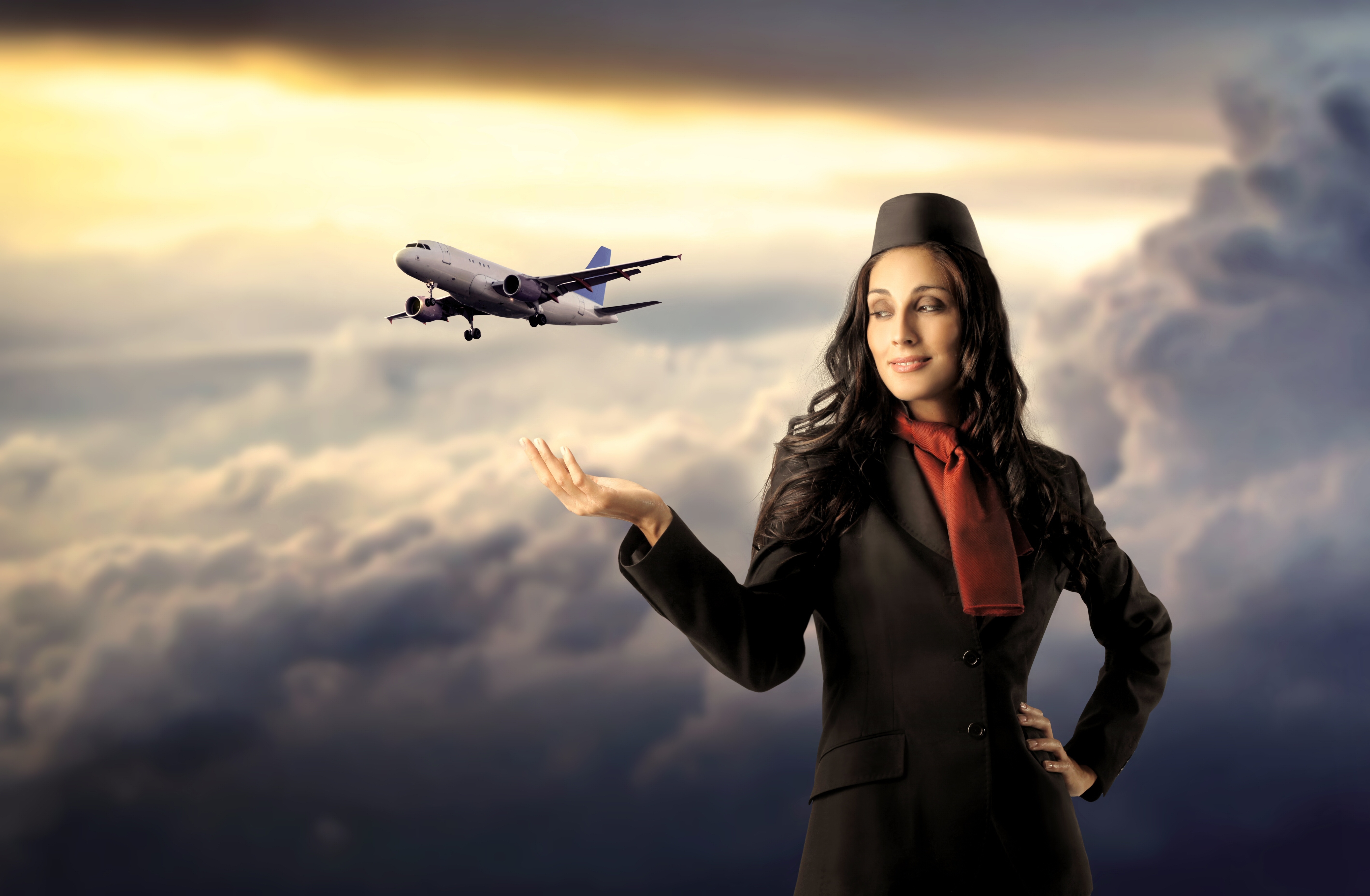Люди разного полета. Стюардесса. Фотосессия с самолетом. Девушка на фоне самолета. Обои самолет.