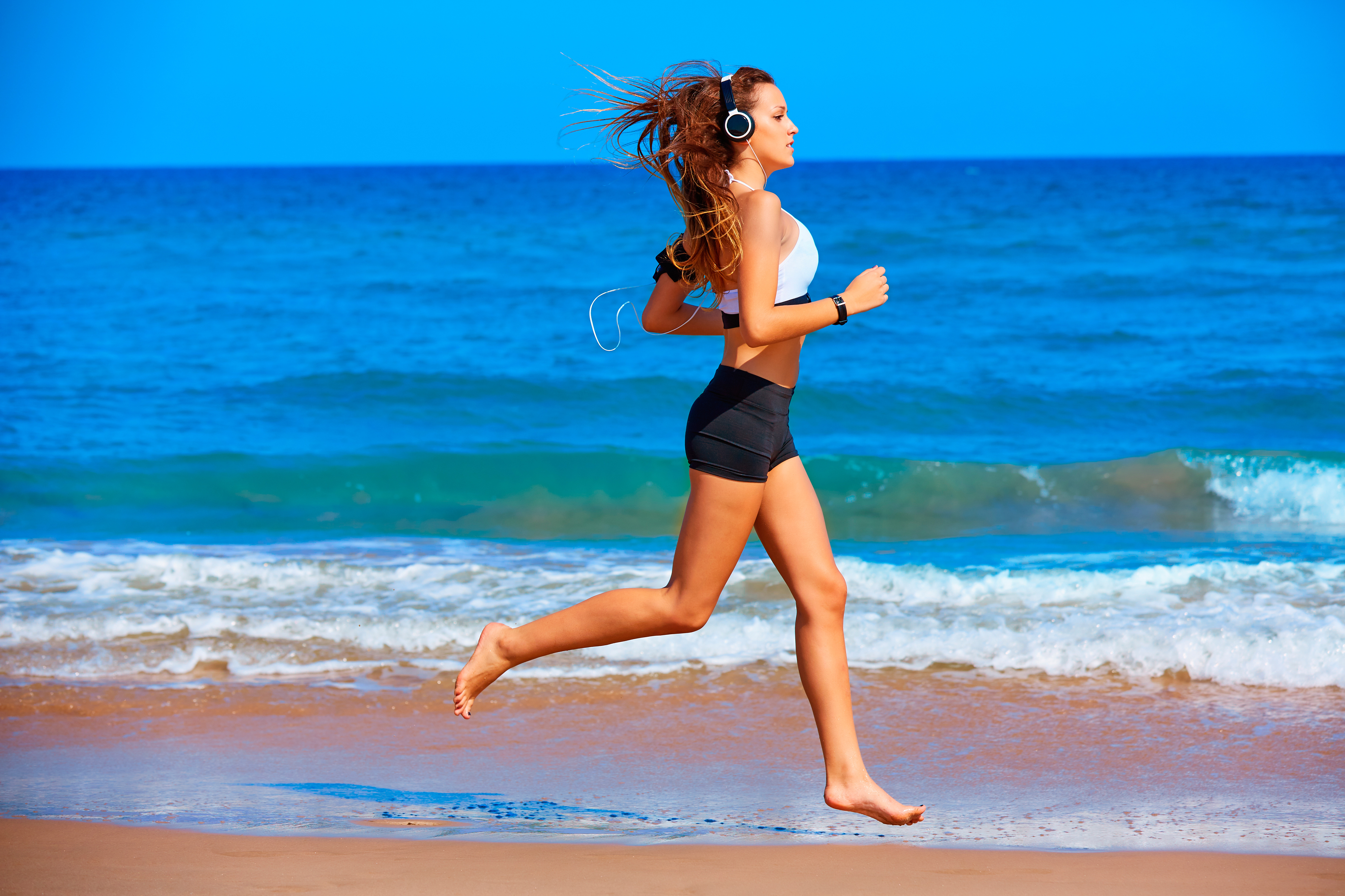 Premium Photo | Young fitness asian woman is running and jogging an outdoor  workout on the road in the morning for lifestyle health.