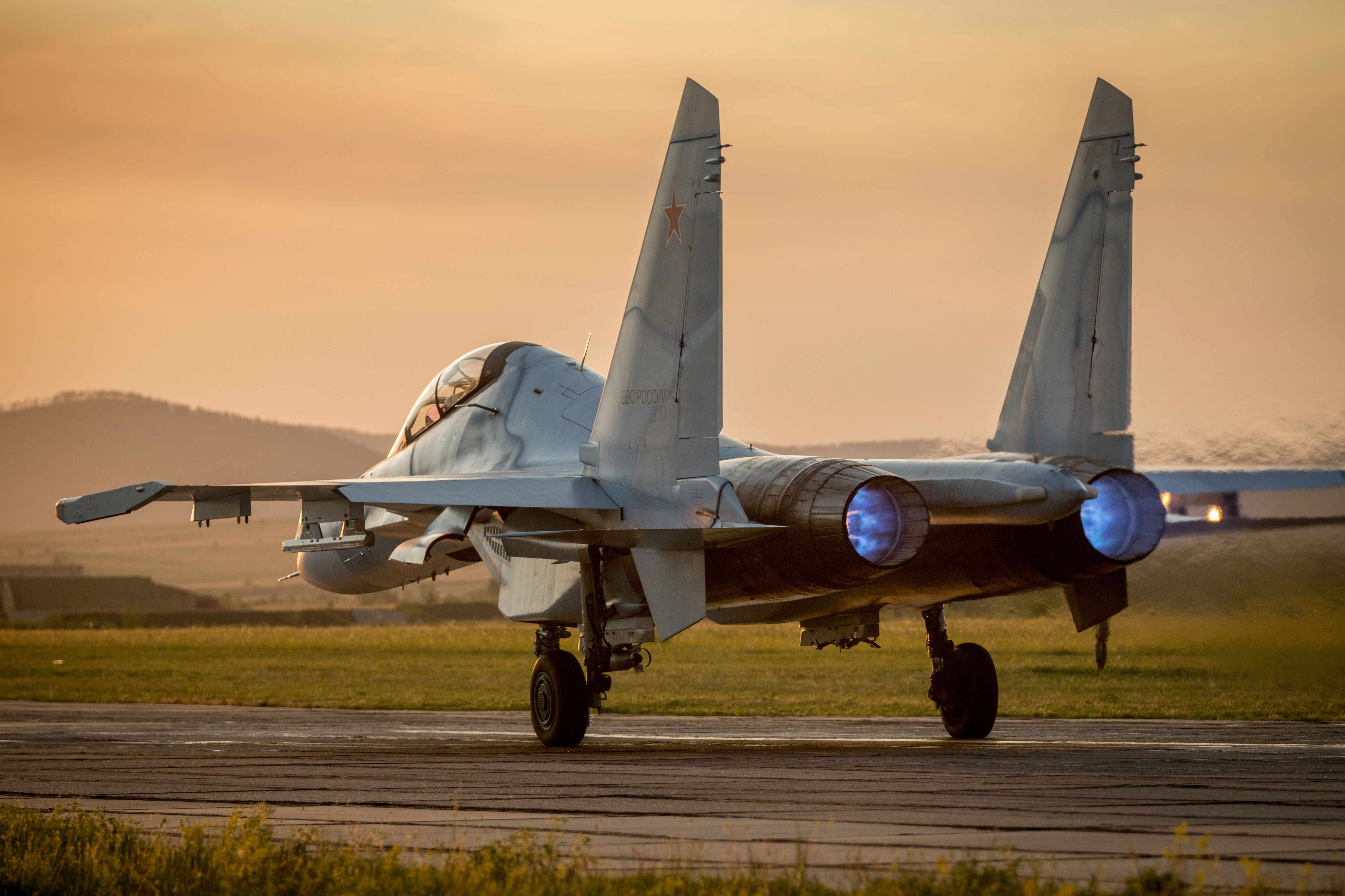 Российские самолеты фото. Истребитель Су-30см. Самолет-истребитель Су-30. Су-30см Форсаж.