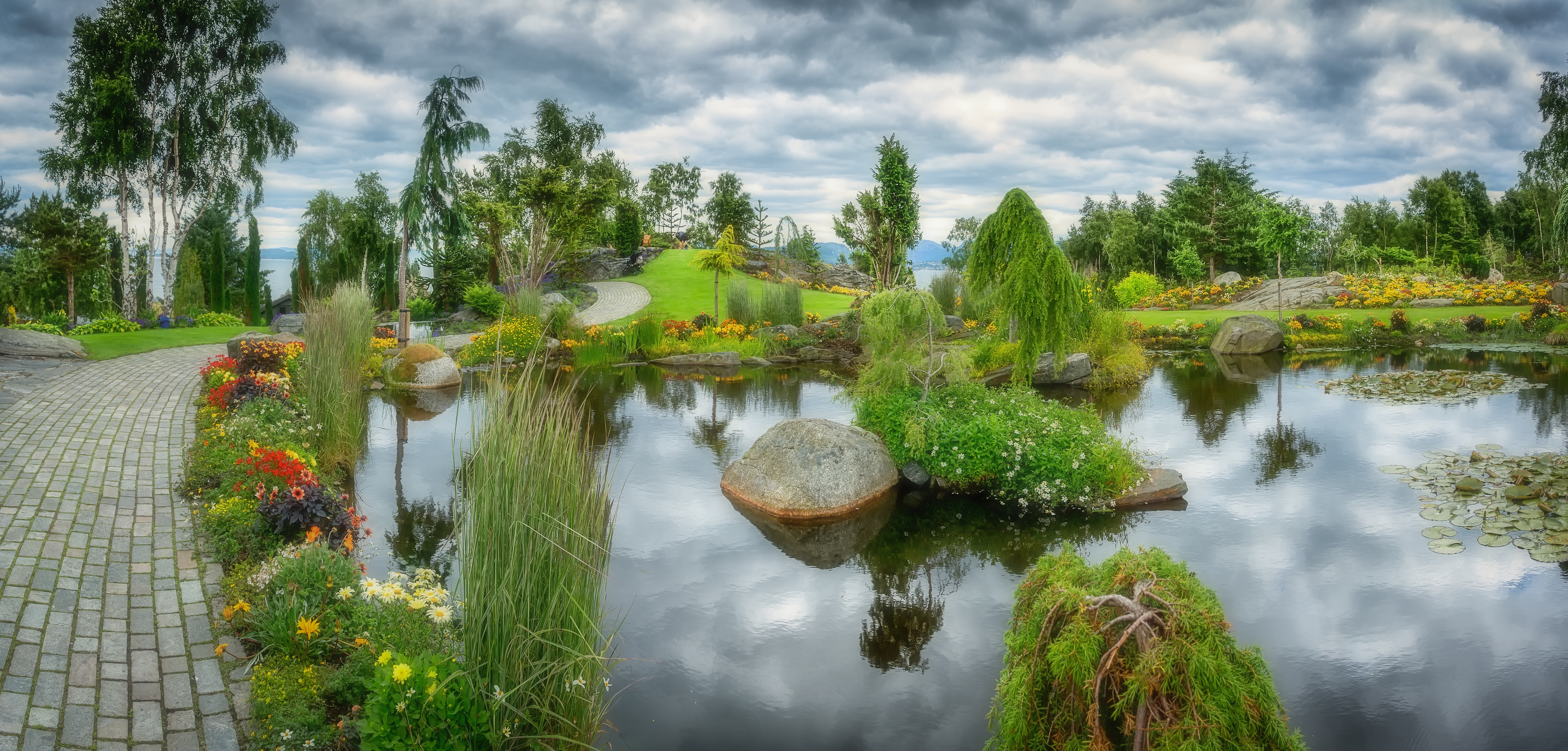 Сады реки озера