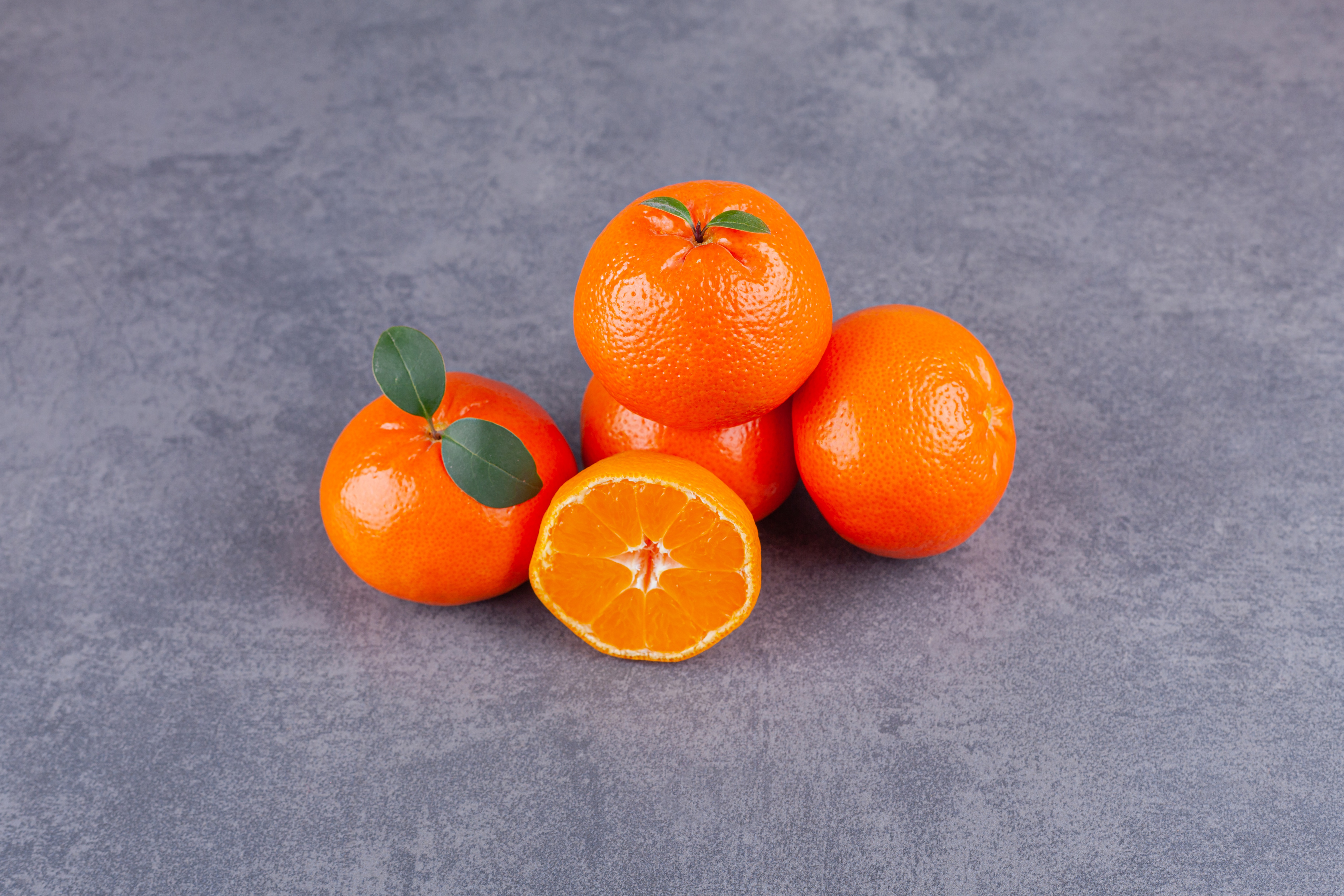 Do you like oranges this bright fruit