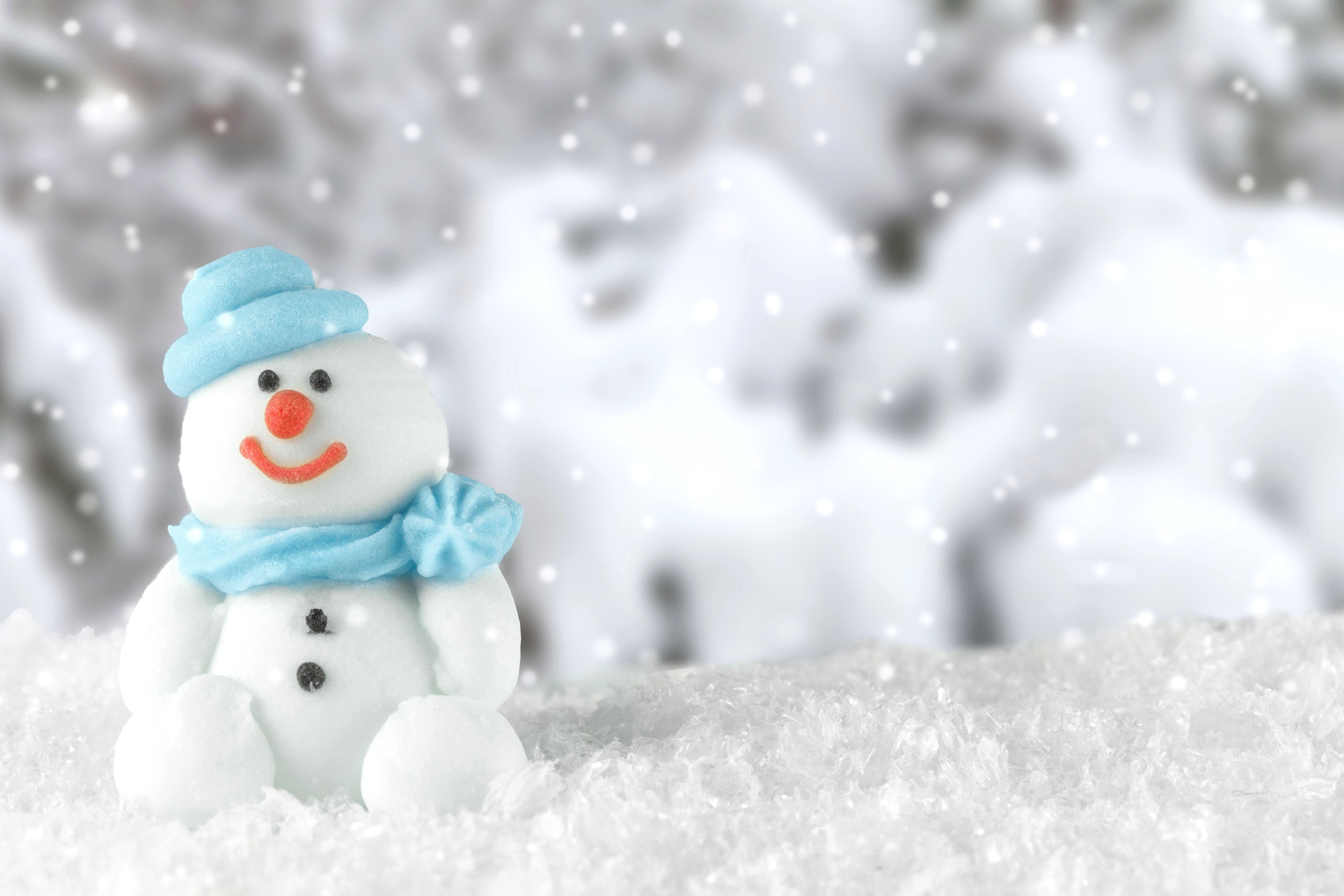 Снежинки снеговик. Снеговик красивый. Красивые Снеговики из снега. Зима Снеговик. Зима Снеговик фото.