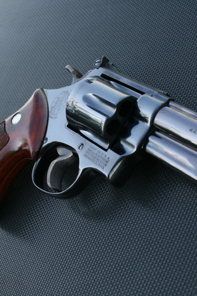 Download wallpaper close-up, weapons, revolver, Magnum, polishing ...