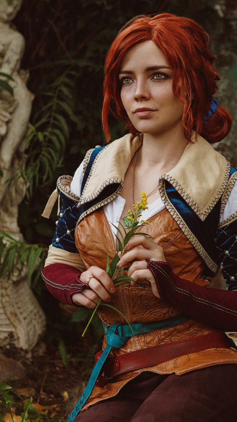 Download wallpaper Girl, Red, The Witcher, Cosplay, Triss, section style in  resolution 824x1464