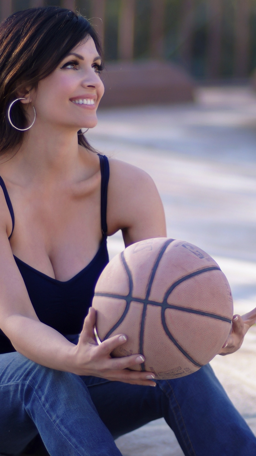 Download wallpaper Denise Milani, Basketball, Big Boobs, Beautiful Women,  Blue top, section girls in resolution 824x1464