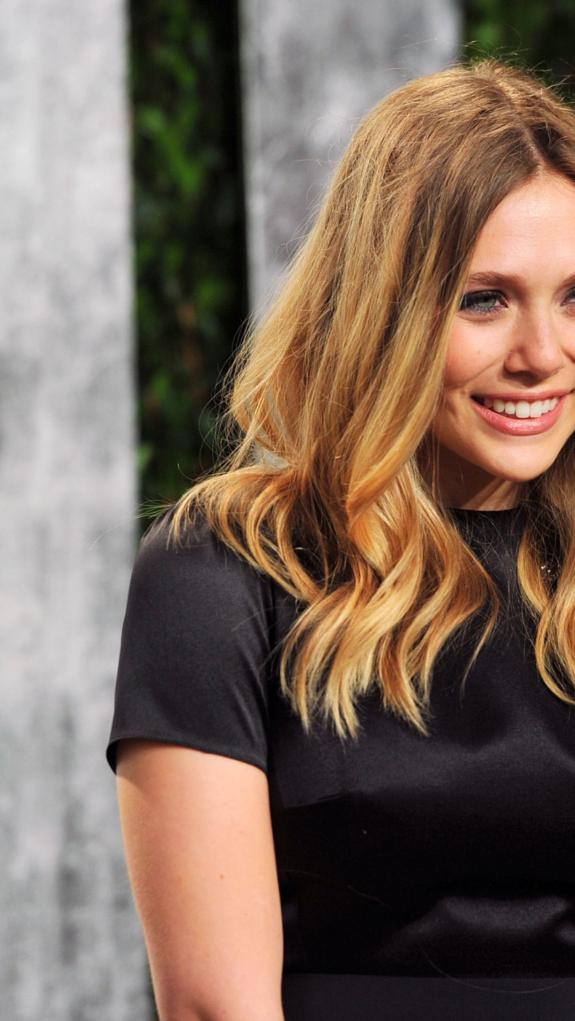 Download wallpaper Smile, Actress, Actress, Elizabeth Olsen, Elizabeth Olsen,  Elizabeth Chase Olsen, Elizabeth Chase Olsen, section girls in resolution  824x1464