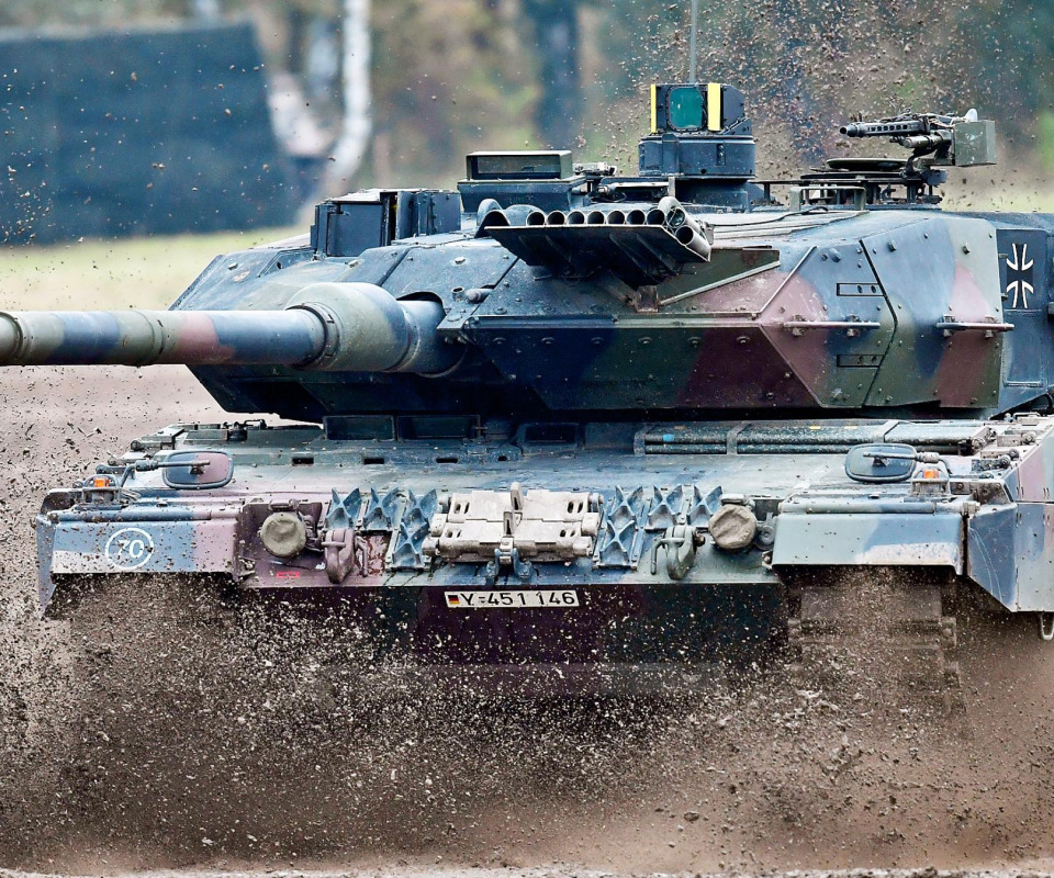 Download wallpaper Tank, Germany, Germany, Leopard 2, Bundeswehr ...