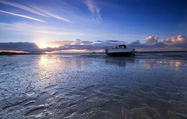 Picture the sky, boat, Nature