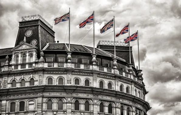 The building, flags, Trafalgar Square London, Grand Buildings