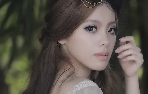 Look, face, hair, hands, Asian, brown eyes