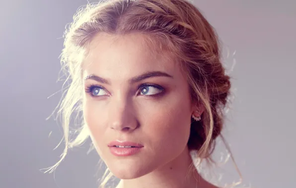 Picture portrait, actress, Skyler Samuels