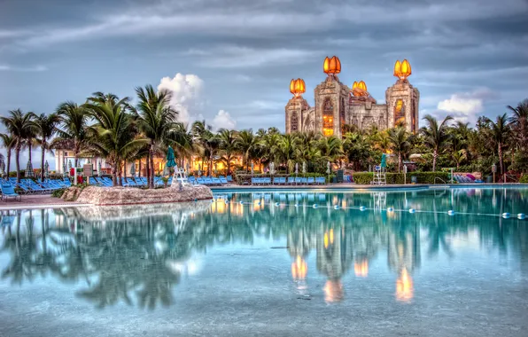 Palm trees, pool, Bahamas, Bahamas, Nassau, Nassau, Atlantis Hotel