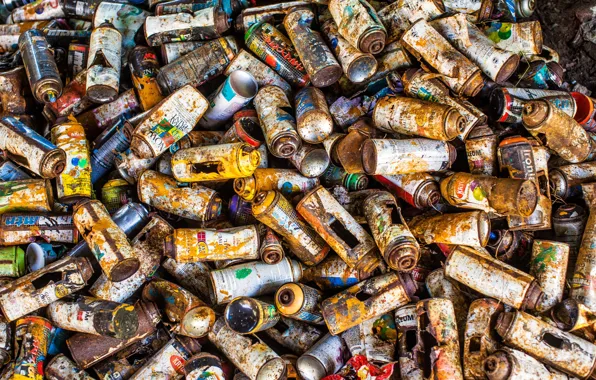 Garbage, spray, cylinders, rusty, empty