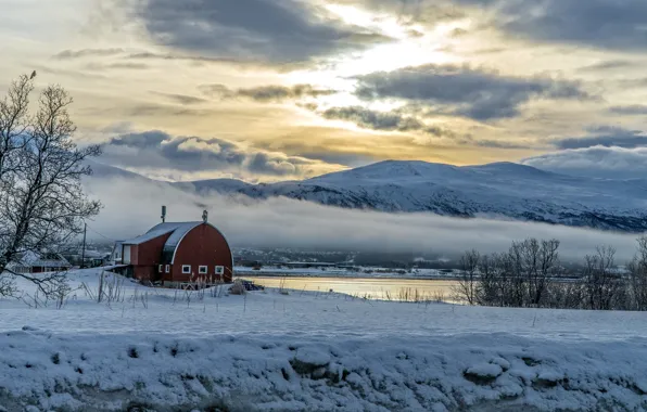 Picture sea, clouds, mountains, Norway, winter. snow