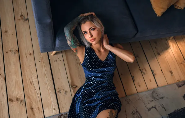 Picture look, sexy, pose, sofa, model, portrait, makeup, figure, dress, piercing, tattoo, hairstyle, blonde, lies, beauty, …