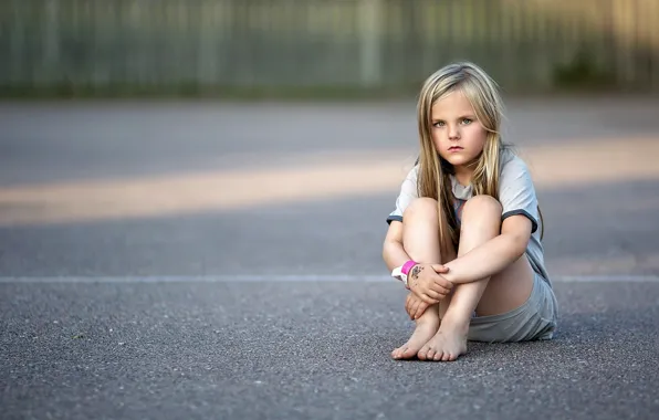 Picture asphalt, girl, Schoolyard