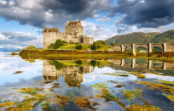 Picture bridge, lake, reflection, Scotland, Scotland, Dornie, Eilean Donan Castle, Dorn