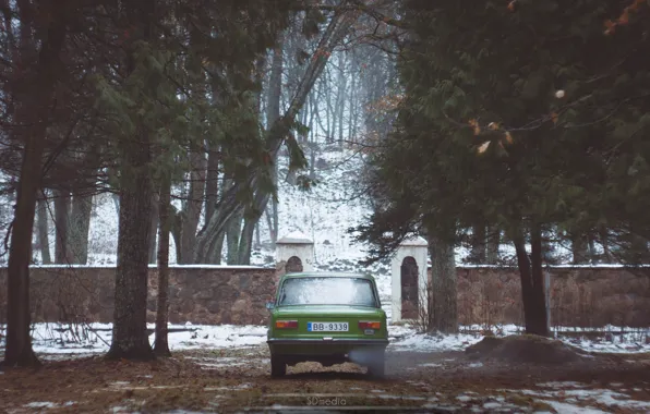 Picture retro, green, Soviet, Lada, VAZ-2101