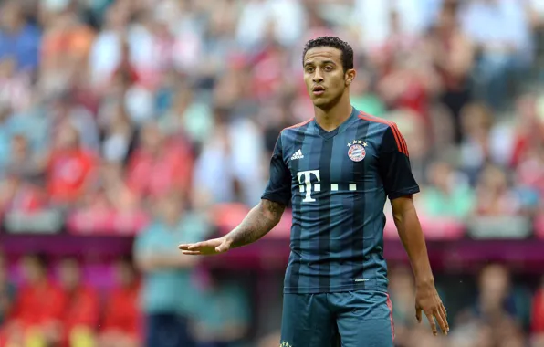 Football, Allianz Arena, FC Bayern Munich, Thiago Alcantara