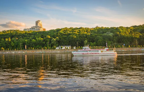 Picture the sky, clouds, trees, river, home, Ukraine, Kiev, ship