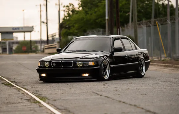 Picture BMW, E38, BMW E38