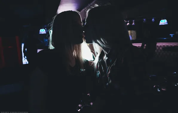 Girls, passion, kiss, club, lips, photographer, sex, Paul Smolensky