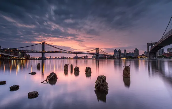 Picture the city, New York, Dawn over Brooklyn