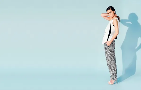 Picture photoshoot, Phoebe Tonkin, Who What Wear