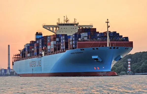 The ship, Line, A container ship, Maersk, Maersk Line, Maersk Edinburgh