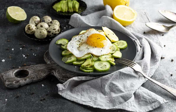 Eggs, towel, scrambled eggs