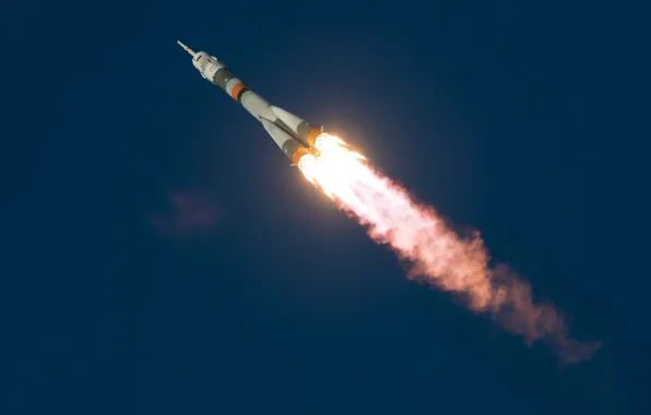 Picture space, flight, Soyuz TMA-19M