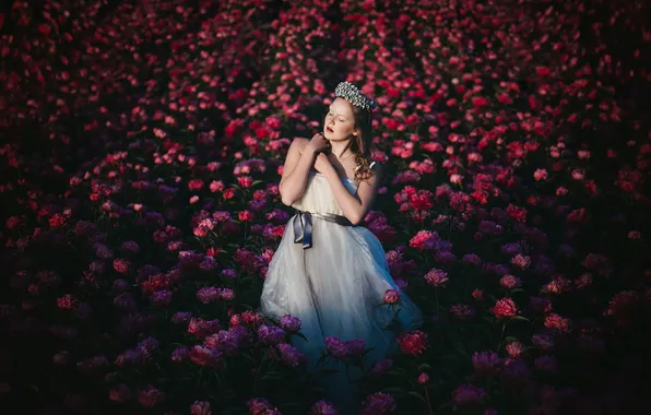 Picture girl, flowers, pose