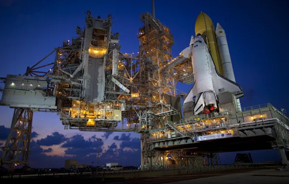 Picture twilight, spaceport, Shuttle discovery, Launch complex