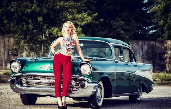 Picture machine, girl, pose