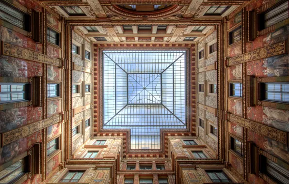 Roof, Windows, The building