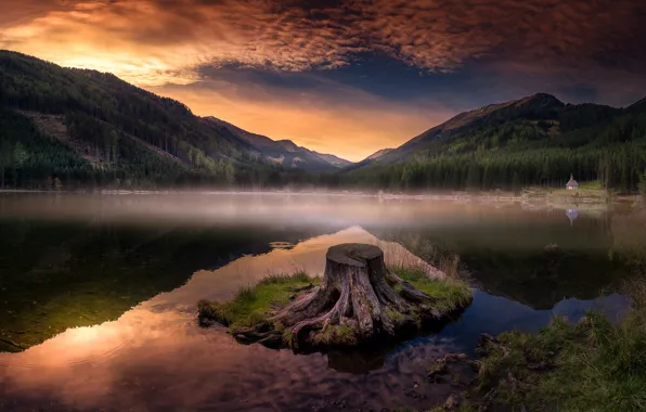 Picture clouds, mountains, shore, stump, the evening, pond