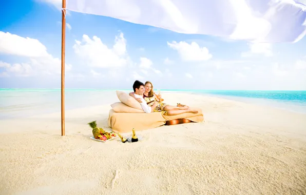 Picture beach, the ocean, romance, pair, picnic, white sand