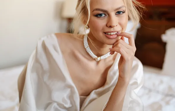 Blonde, Marina, Maria Musatova