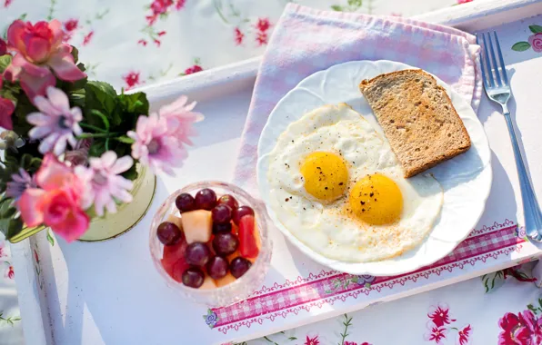 Flowers, berries, table, Breakfast, plate, bread, scrambled eggs, napkin