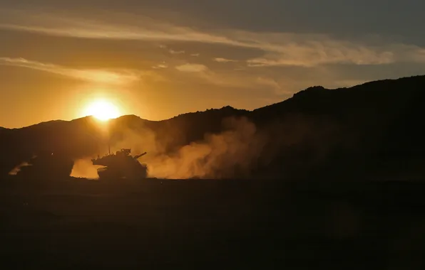 Picture sunset, weapons, tanks
