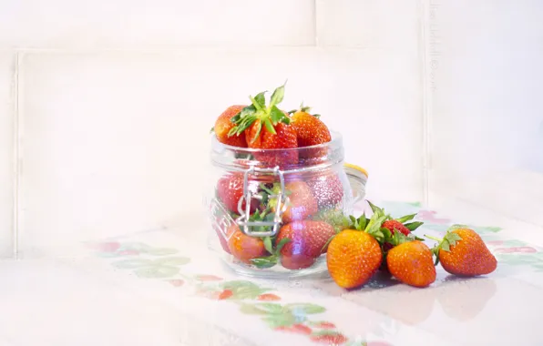 Macro, berries, strawberry, Bank