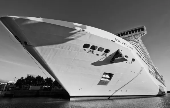 Picture Water, White, Liner, Case, The ship, Nose, Tank, Black and white