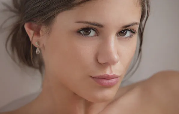 Look, girl, beautiful