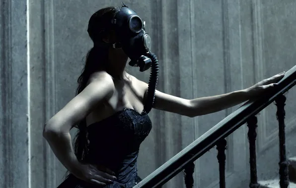 Girl, Apocalypse, gas mask