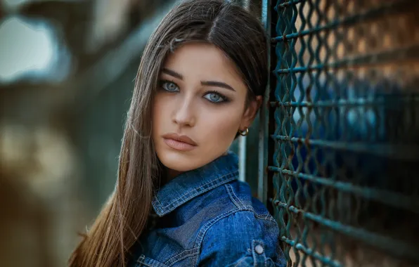 Picture look, portrait, makeup, hairstyle, brown hair, beauty, bokeh, dzhinsovka