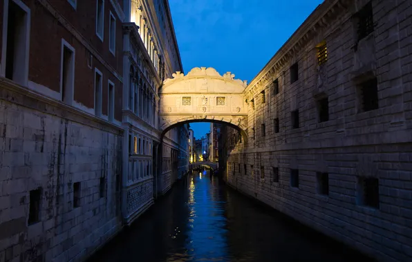The sky, Italy, Venice, the Doge's Palace, Palace channel, The Bridge Of Sighs