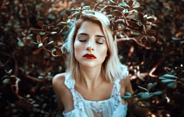 Girl, face, mood, makeup, the bushes